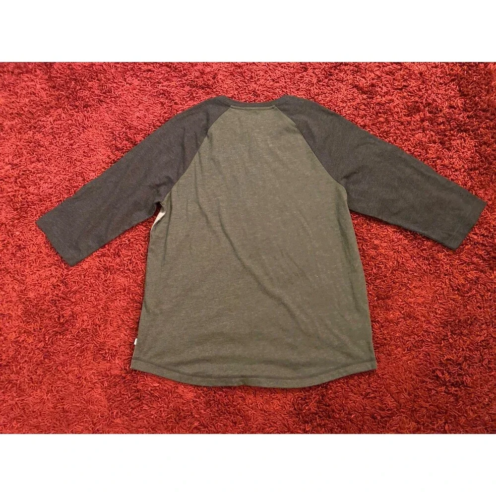 NEW Levi’s Henley Shirt Men’s Size XL 3/4 Sleeve Gray